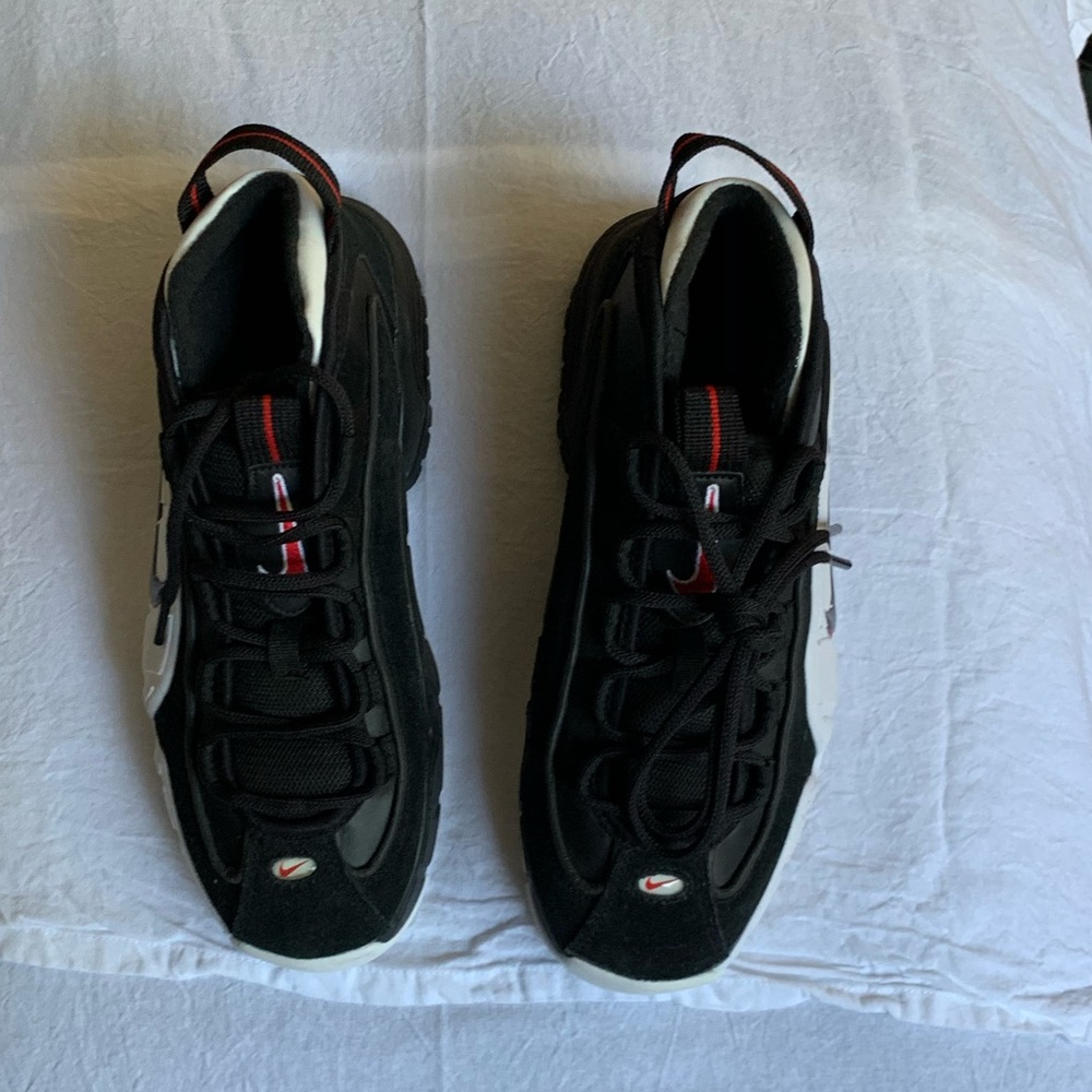 Nike Lebron James Youth Basketball Shoes